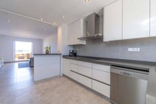 Moderno apartamento vacacional con terraza grande - Torrevieja - 2