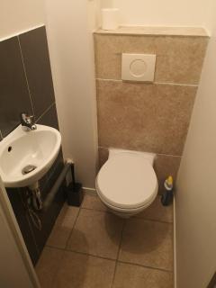 Location maison de bourg - Poncin - 1