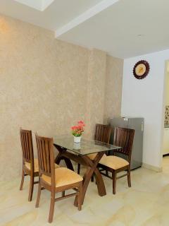 Peaceful 3BHK Villa near All Mandirs Vrindavan - 1