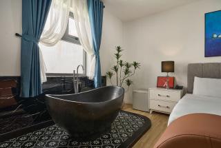 Venus Secret Hotel Aeon Bình Tân - 9