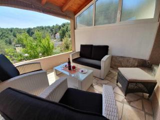 Apartments Rogošić - 1