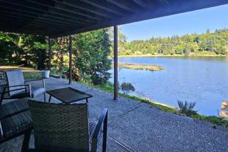 Lakeside Bliss - 7