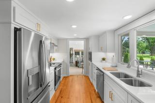 White Pine Cottage - Close to the Blue Mile - 9