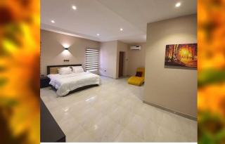 Suris Luxury - Abuja - 2