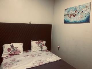 Apartment with Fantastic View of Kigali - Bedroom #1 - 2