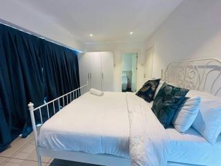 Luxurious two Bedroom Apartment at Embassy Gardens - Accra - 3