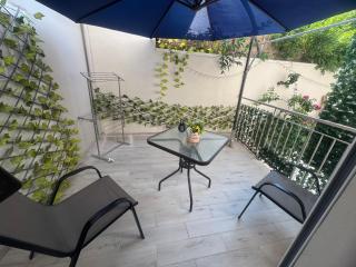 Luxury seafront house nearby Delphi - Kírra - 9