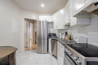Vista Nook Light Filled 2BR in MTL - 9