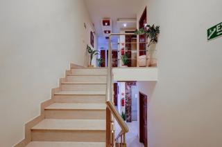 Hotel Bstays Iffco Chowk -Gurugram - Gurgaon - 2