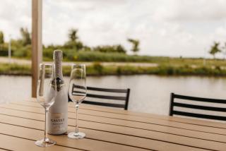 Watervilla buitenzijde met Sauna I 8 personen - Boutique Parc Pharshoeke - Heeg - 4