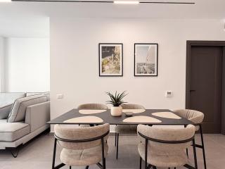 Sea Crest Apartments - Sarandë - 1