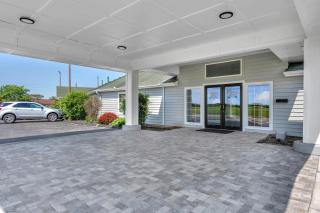 Indiana Beach Hotel - 8