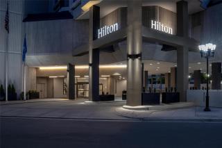 Hilton Arlington National Landing - 7