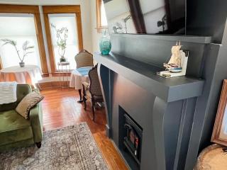 Fiesinger House - Entire Historic Home, Downtown Sandusky - Sandusky - 5