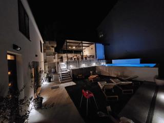 TheTomonina house with pool - 5