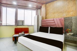 Hotel O A A Royal - Kānpur - 7