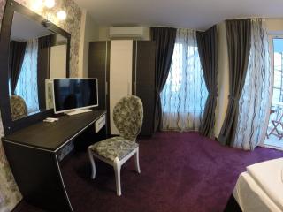 VIP Apartments Dobrevi - 5