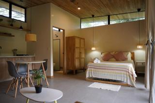 VED Beach Deluxe Studio 2, Steps to the Beach - 3