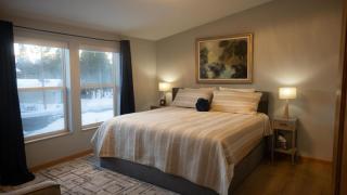 Comfort and Elegance - 1
