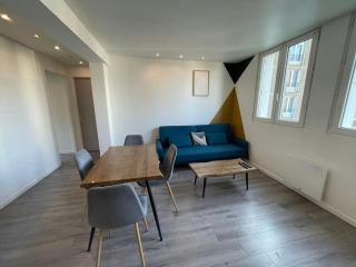 Bright Spacious Flat • 5 Guests • Near Tram - Brest - 7
