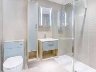4 Bed in Appledore 87989 - 1