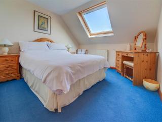 2 Bed in Blackwater IC082 - Newport - 5
