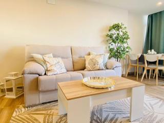 Moderno Apartamento con Vistas al Mar -Benalmadena - 0