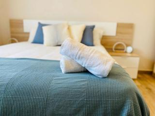 Moderno Apartamento con Vistas al Mar -Benalmadena - Benalmádena - 2