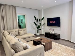Elegant 3BR Apt in Banafseg New Cairo By Kemetland - Kairo - 5