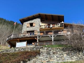 Casa-Chalet du Torchet luxury chalet stunning view - 9
