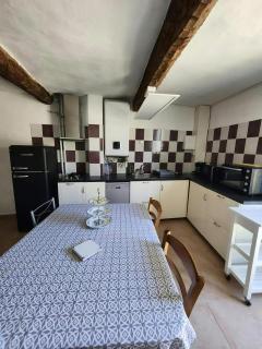 Maison de village provençale - Allemagne-en-Provence - 8