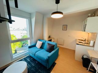 We Live In R - Duplex 502 - Reims - 6
