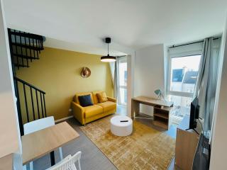 We Live In R - Duplex 503 - Reims - 0
