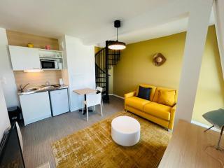 We Live In R - Duplex 503 - Reims - 8