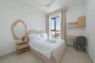 Modern 3BR Villa with Garden & Office -Town Square - 5