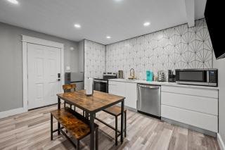 Cozy & Chic Apt King Bed -Free Parking - Houston - 7