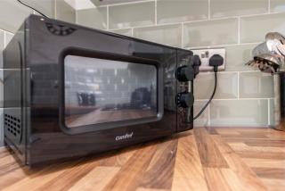 4BR Bradford Home,Contractor Friendly with Parking - Bradford - 5