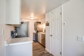Explore Red Rocks and Green Mtn Townhome with Pool! - 3