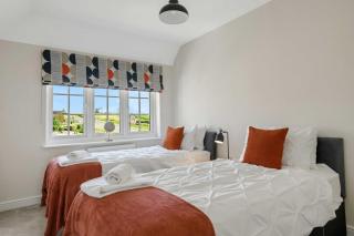 3 Bed HotTub House Donington EMA - Castle Donington - 1