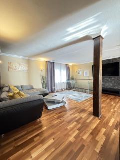 Ferienwohnung Hügelstraße - 1