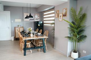 2BR The Chill Loft by The Bali Corner at Azure North - San Fernando - 5
