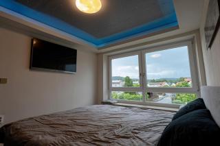 Modern Cozy Apartment With Stars - 5