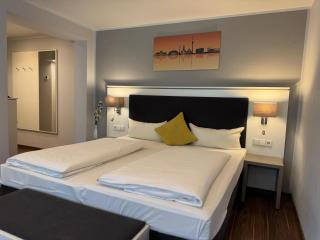 Mirage City Hotel Stuttgart Zentrum - Stuttgart - 5