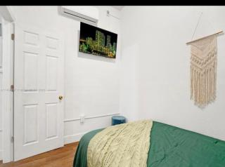 HOT TUB and Washer & Dryer in Unit - 2