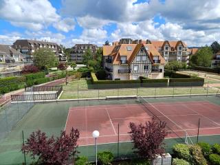 Appartement Deauville avec tennis 5' minutes à pied de la plage, 12' de la place Morny - Deauville - 4