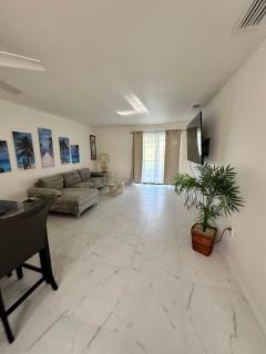 canalfront near beaches private home remodeled - Rotonda West - 7