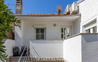 Cozy Apartment In Crikvenica With House Sea View - 7