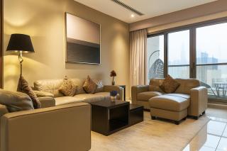 Premium 3BR Downtown Retreat with Pool & Iconic Burj Views - 7