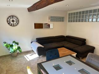 Appartement place aux aires en plein centre historique de Grasse - 8