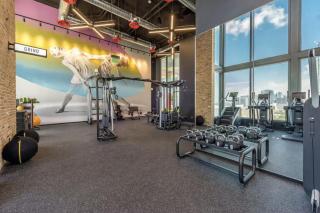 High-Rise Luxury Condo in Downtown Miami with Balcony & Ocean Views - 6